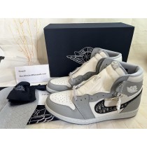 Air Jordan 1 Retro High x Dior Men Sneaker Wolf Grey